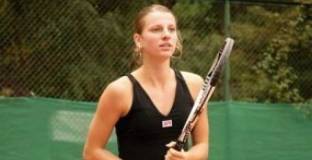  Лия Каратанчева се класира за 1/4-финалите в Сърбия